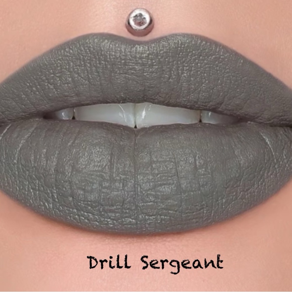 NIB Jeffree Star Drill Sergeant Velvet Trap Lipstick